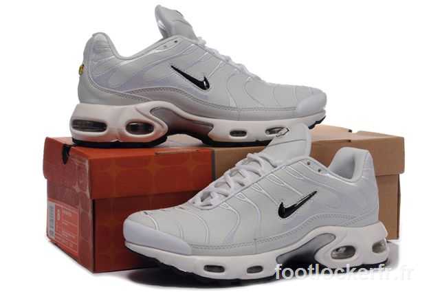 chaussures requin tn france pascher tn fausse envente.JPG